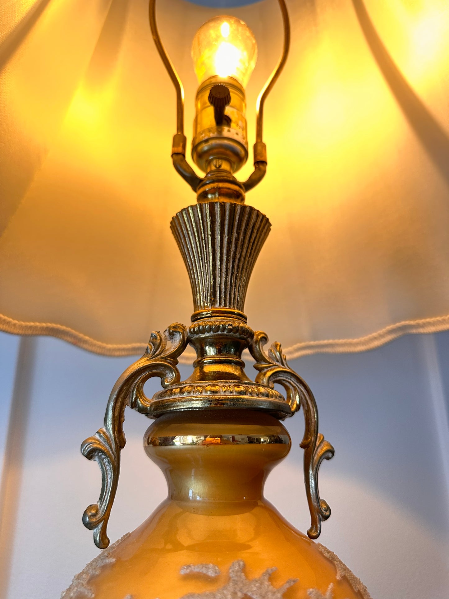 The Majestic Royalty Table Lamp