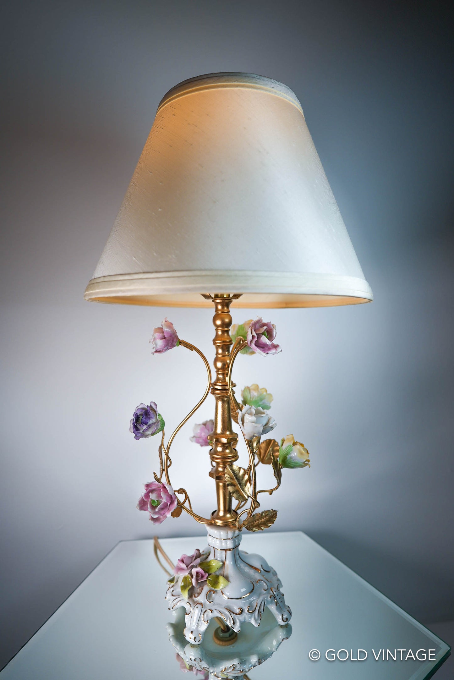 Jardin de Versailles Porcelain French Flower Lamp