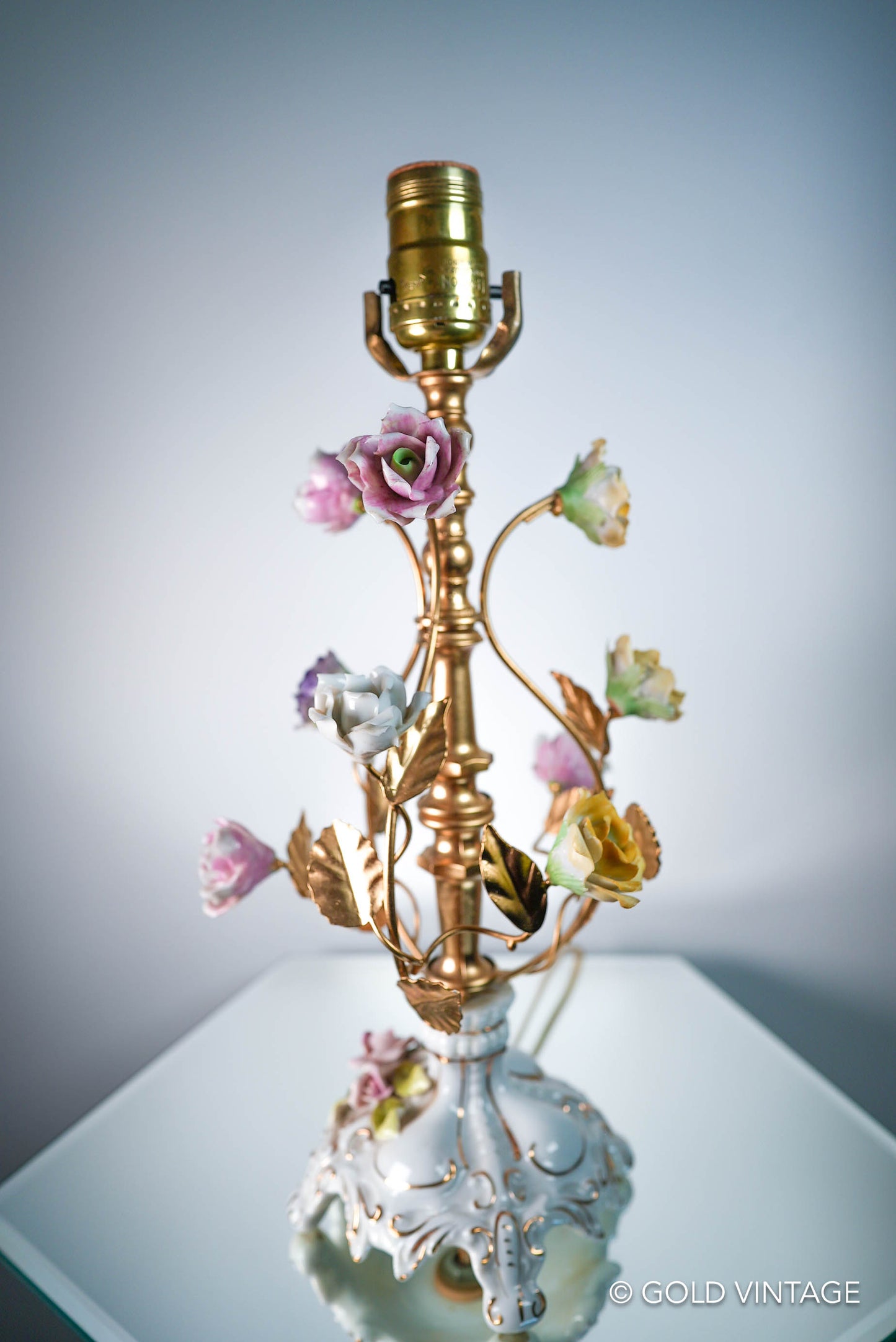 Jardin de Versailles Porcelain French Flower Lamp