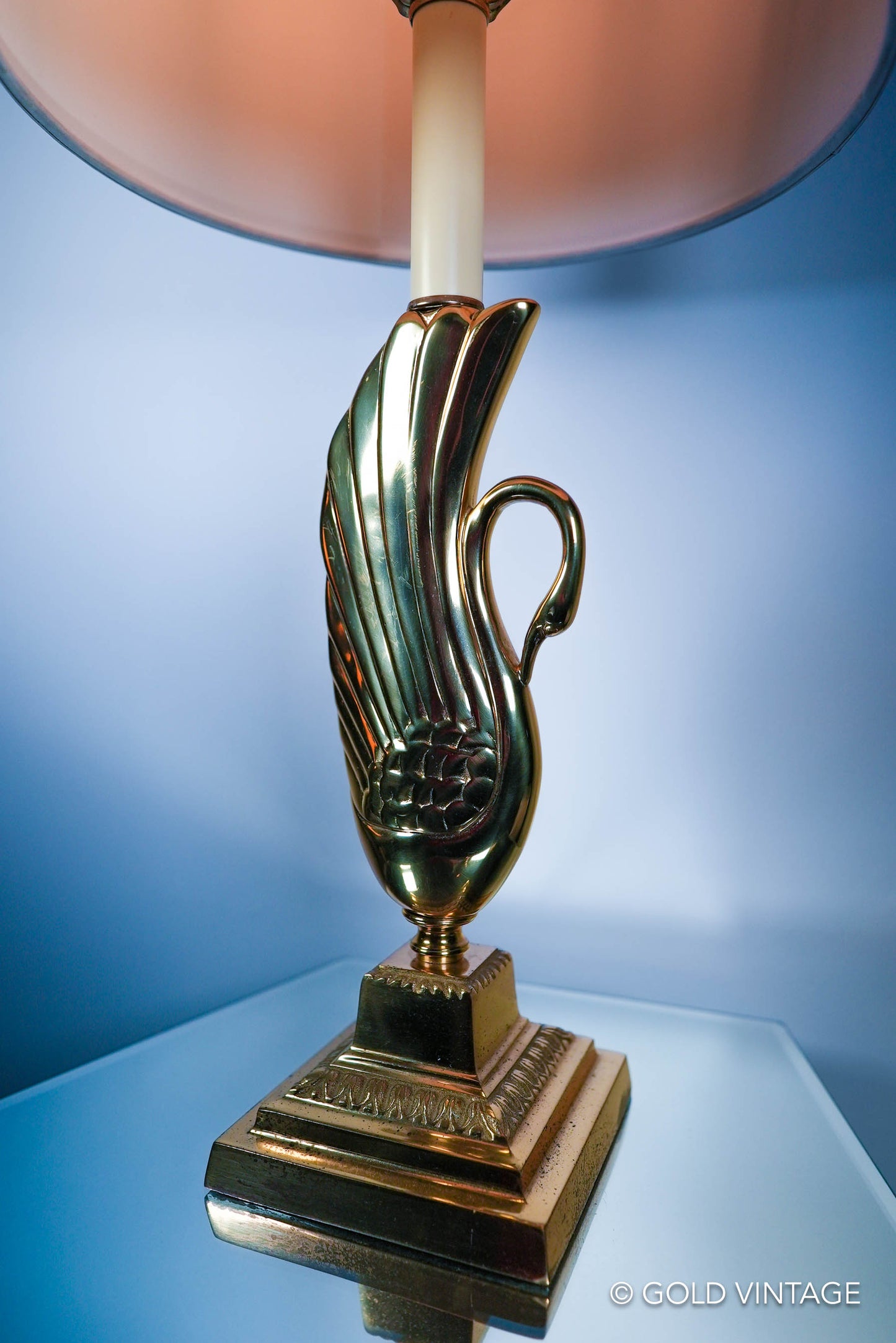 Gold Vintage Swan Brass Table Lamp