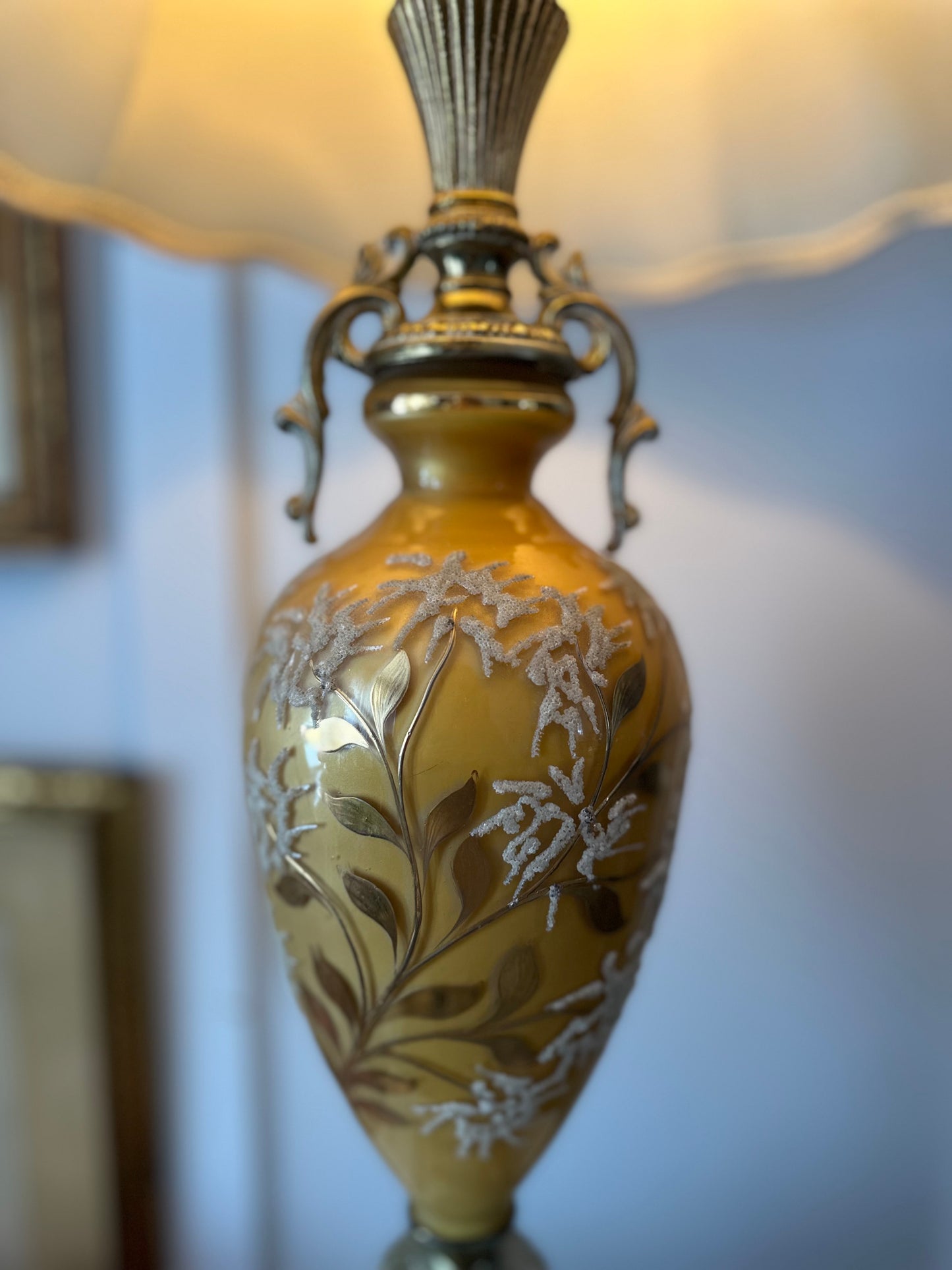 The Majestic Royalty Table Lamp