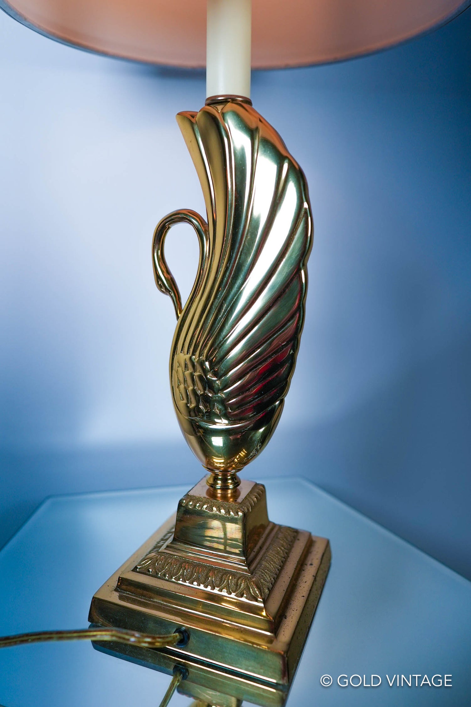 Gold Vintage Swan Brass Table Lamp